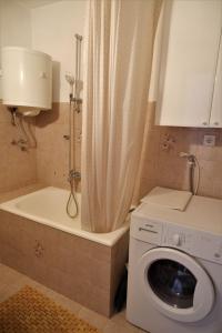 Φωτογραφία από το άλμπουμ του Apartment Marija σε Dračevica