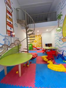 Câu lạc bộ trẻ em tại M'ocean Sea View Apartment by 7AV Hotels