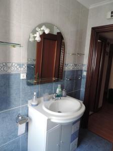 Ένα μπάνιο στο Apartamento Jarrillero