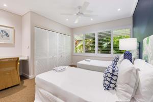 Postel nebo postele na pokoji v ubytování Mirage Resort Villa 160 with access to Sheraton Facilities