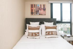 Photo de la galerie de l'établissement Modern 3BR 2BA Apt Gym and Parking Near Real Plaza, UP and Trendy Cafés, à Lima