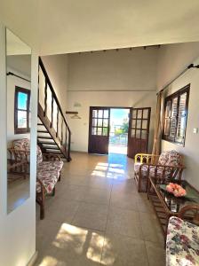 Гостиная зона в Five Fingers Holiday Bungalows