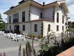 Budova, v ktorej sa hotel nachádza