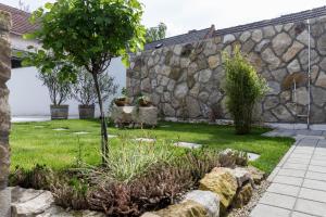 Ogród w obiekcie Ferienhaus Burgenland 2