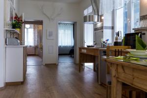 Kuchnia lub aneks kuchenny w obiekcie Ferienhaus Burgenland 2
