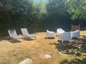 Φωτογραφία από το άλμπουμ του Jolie Maison avec Balnéothérapie σε Baudrières +9 φωτογραφίες