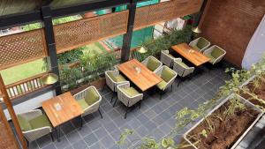 Hotel Kailash Kutee外面的花园