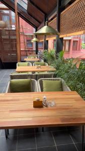 Hotel Kailash Kutee餐厅或其他用餐的地方