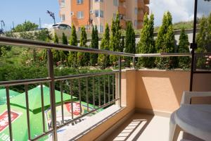 Balkón nebo terasa v ubytování City Blagoevgrad Family Hotel