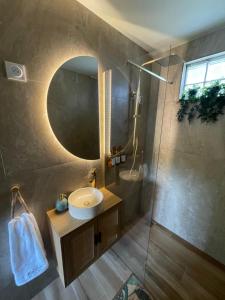 Ένα μπάνιο στο Memories Loft and Spa - Paris +1 φωτογραφίες