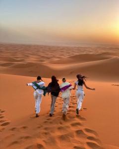 Hosté ubytování Merzouga Camping Trek