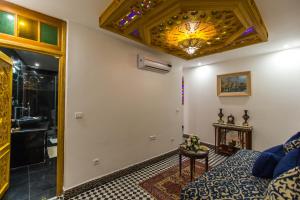 Posezení v ubytování Riad Amor - Suite & Spa