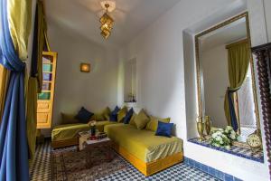 Posezení v ubytování Riad Amor - Suite & Spa
