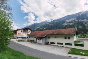 Příroda nedaleko aparthotelu