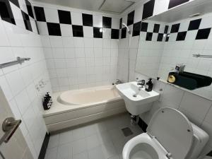 Ένα μπάνιο στο Cozy Camping +22 φωτογραφίες