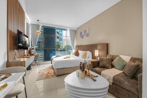 Istumisnurk majutusasutuses Serene Palm Studio - Rooftop Infinity Pool & Private Beach Access