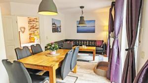 Χώρος καθιστικού στο Ferienhaus am Plauer See für Familien mit Hund