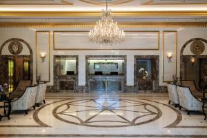 Posezení v ubytování Wyndham Royal Garden Waikiki 2BR Apartment with Resort Access