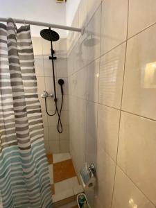 Kúpeľňa v ubytovaní ZISIS APARTMENTS No2