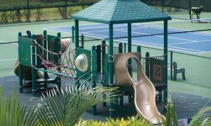 Tennis ja/või seinatennis majutusasutuses Wyndham The Cliffs Club 1BR Apartment with Resort Access või selle läheduses