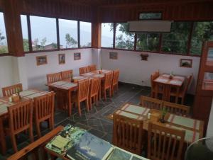 Galeriebild der Unterkunft The Woods Charikot Resort in Charikot