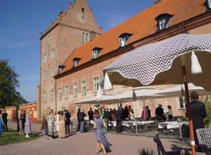 Gestir sem dvelja á Bäckaskog Slott