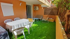 Φωτογραφία από το άλμπουμ του Plein centre à 3 mn à pied de la plage στο Σαιντ-Μαξίμ
