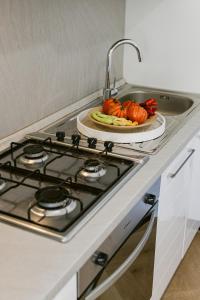 A kitchen or kitchenette at Paradise house - Oasis