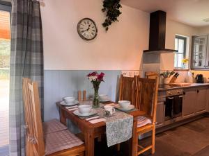 Köök või kööginurk majutusasutuses Logies Croft