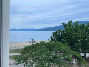 ネアブラスナにあるMakedos Sea Viewのギャラリーの写真