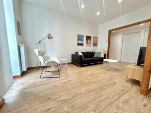 TV a/nebo společenská místnost v ubytování Maison Dormoy, appartement 2 Chambre - Gare - Centre ville