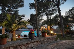 Bazén v ubytování Villa Colina Ibiza nebo v jeho okolí