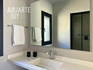 Et badeværelse på Altos de la Quebrada II