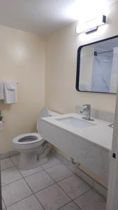 Koupelna v ubytování Washington Motel