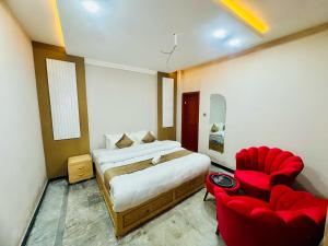 Postel nebo postele na pokoji v ubytování Travelers choice resort Sharda