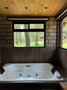 Salle de bains dans l'établissement Romantic tiger suite
