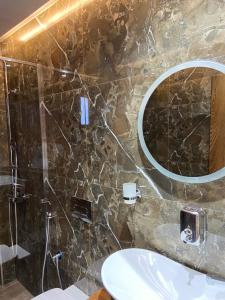 Bagno di Hotel The First