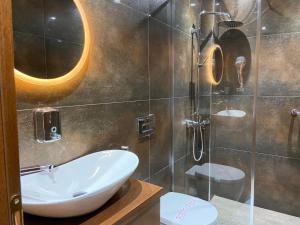 Bagno di Hotel The First