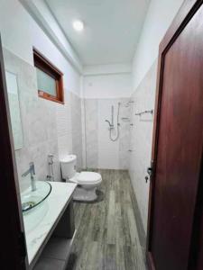 Imagen de la galería de Lake view heights villa - kamburugamuwa, en Kamburugamuwa