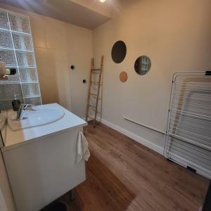 Ένα μπάνιο στο La Pause Bretonne +7 φωτογραφίες