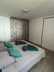 Letto o letti in una camera di Kay Louisette