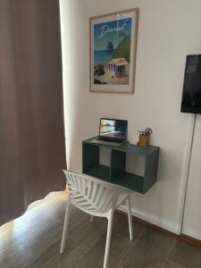TV o dispositivi per l'intrattenimento presso Kay Louisette