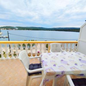 Příroda nedaleko apartmánu + 19 fotografií
