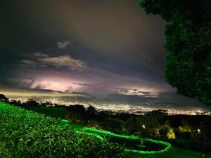 Gallery image of hotel cypresal miradory restaurante in Barva