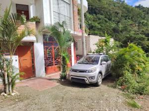 Το κτήριο όπου στεγάζεται  η παραθεριστική κατοικία