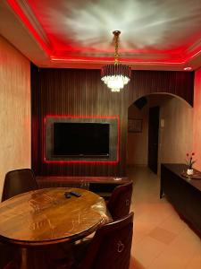 Televiisor ja/või meelelahutuskeskus majutusasutuses view apartments larache
