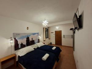 Postel nebo postele na pokoji v ubytování La Catrina Hostel + 37 fotografií