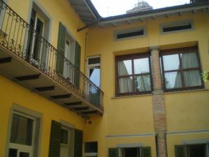 The building in which Az apartmant is located