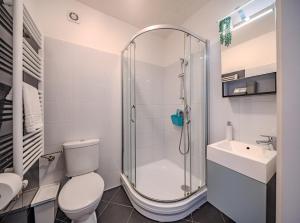 Kúpeľňa v ubytovaní Premium Buda Castle Apartment