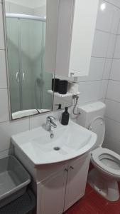 Koupelna v ubytování Apartman Metković-stan na dan